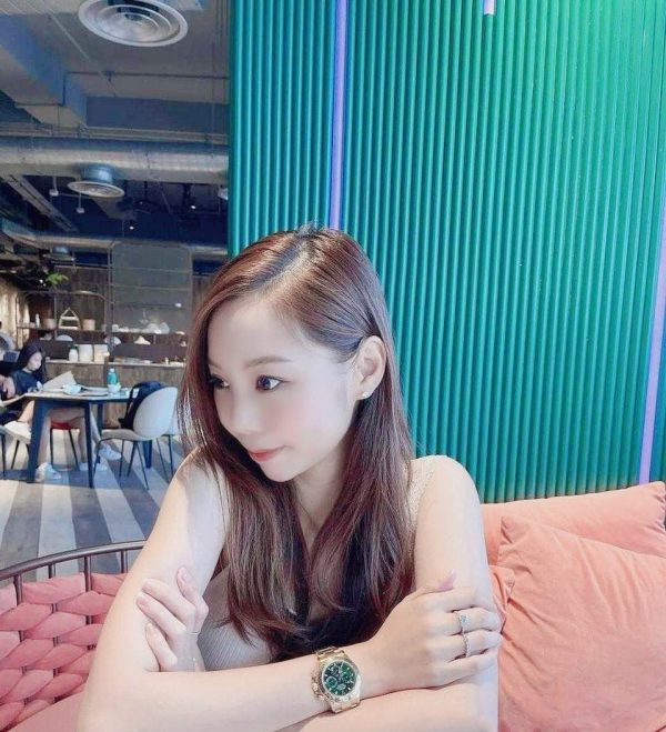 [Rumored] Leaked photos of a Hong Kong woman