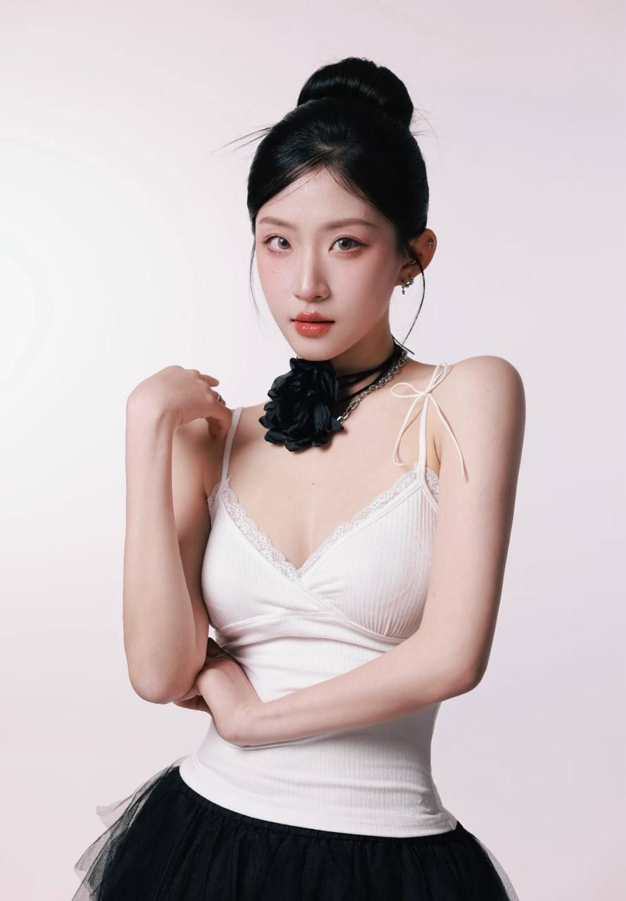 [Selfie] Deng Yali, Dance Department, Nanjing