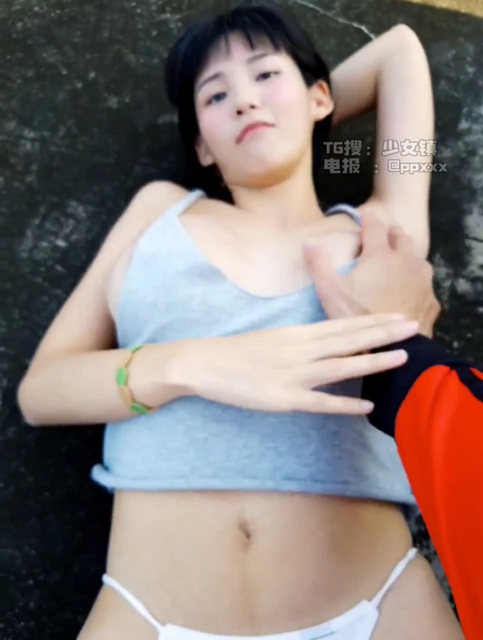 Internet celebrity Zozo meat sauce, superb body, natural 36d big breasts,