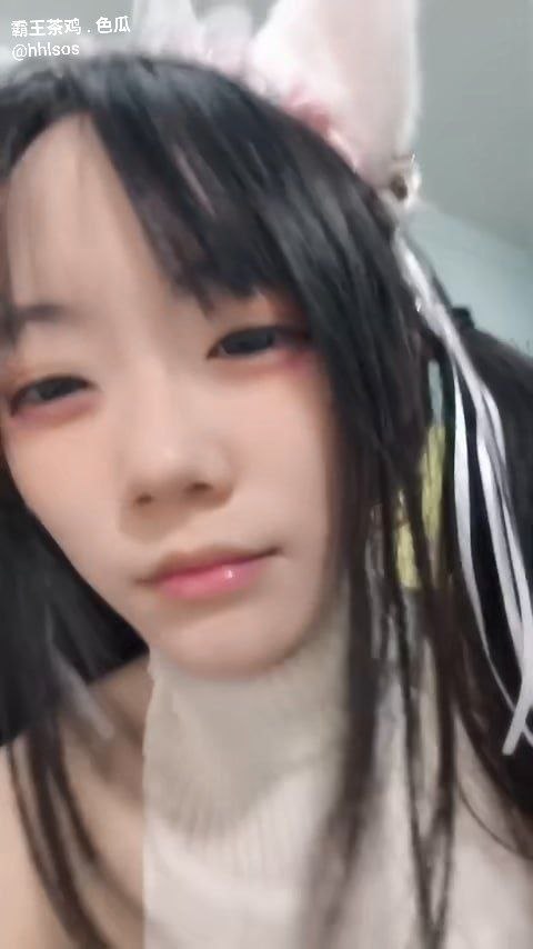 Double ponytail home masturbation crackling crazy squeezing gold master cute